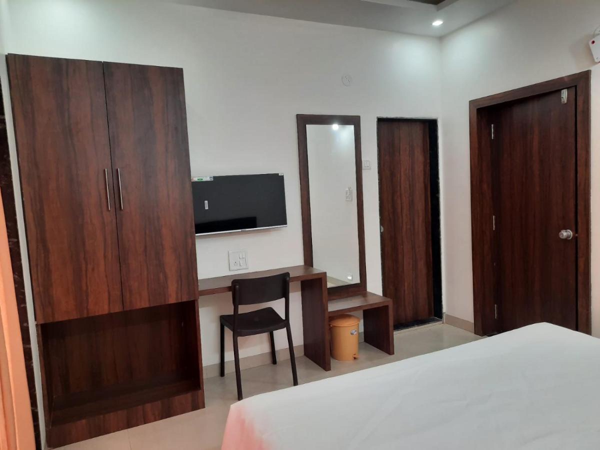 Raapan Beach Resort Mālvan 外观 照片